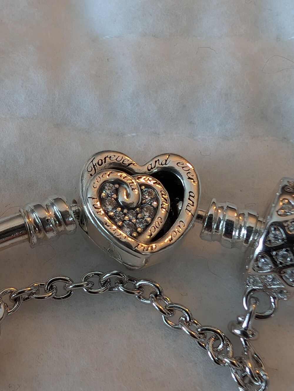 New Pandora Entwined Infinite Hearts Bangle w/Charms - Picture 4 of 7